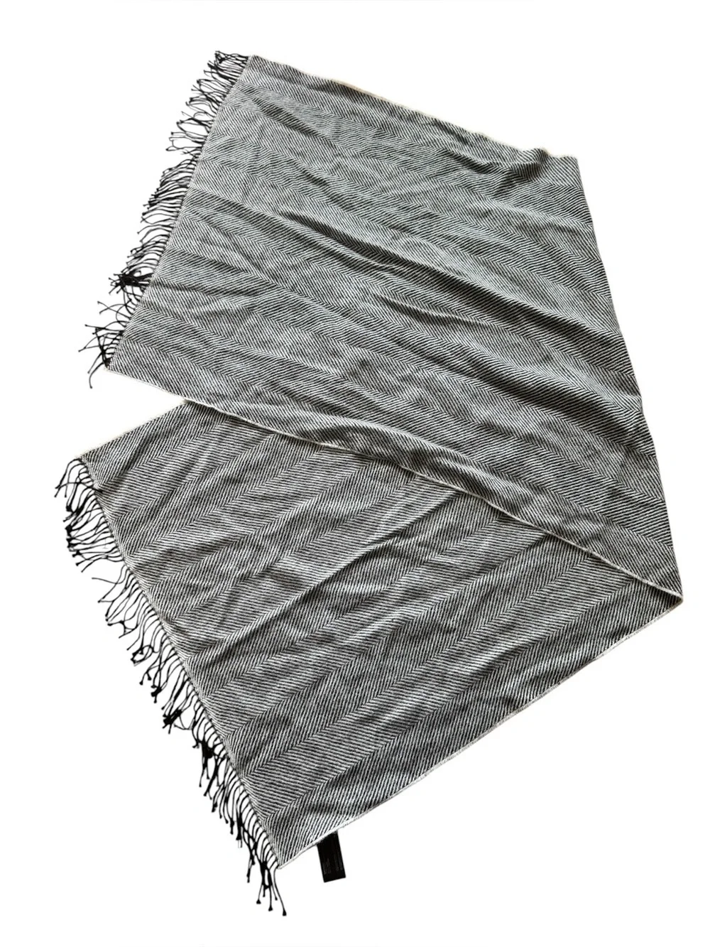 SUISTUDIO Alpaca Blanket Scarf Fringe Large Wide Black White Suit Supply